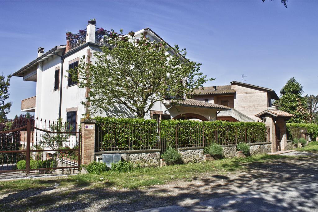몬티시아노 La Casa Di Gigliola 빌라 외부 사진